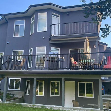 2 Bedroom Suite With Full Kitchen Revelstoke Εξωτερικό φωτογραφία